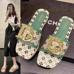 Wholesale Stylish Beach Metal Buckle Women Lady Shoes Slippers Flat Sandals For Women And Ladies