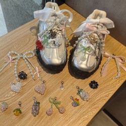 Hot Selling Diy Beading Shoe Lace Buckle Accessories Removable Peal Shoelace Charms Flowers Ribbons Plastic Materials Buttons