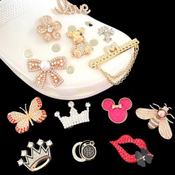 Hot Selling Luxury Bling Shoe Charms Soft Flat Back Rhinestone Upper Decorations Chains Style Clogs Shoe Buckles Metal Material