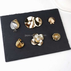 Factory Custom Logo Brand Irregular Ring Decoration Buckle For Womens Swimwear Shoes Dress Metal Pin Zinc Alloy Belt Buckle